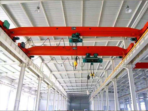 一文讓你了解QD雙梁起重機(jī)的特點(diǎn)和優(yōu)勢